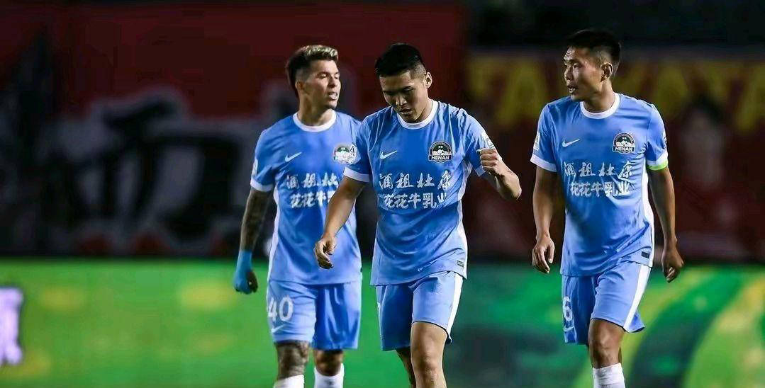 关于河南队在对阵江苏队的比赛中遭遇惨败的信息